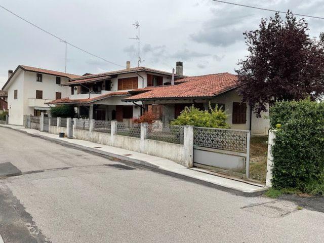 Casa in vendita a Ronchis / Roncjis, Udine / Udin / Videm