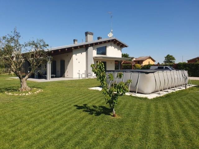 Casa in vendita a Conventello, Ravenna