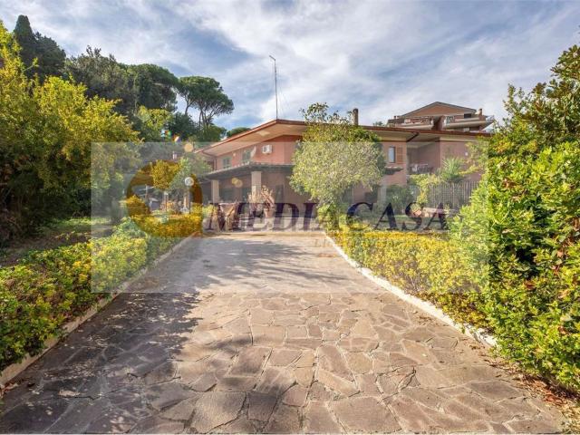 Casa in vendita a Giustiniana, Roma