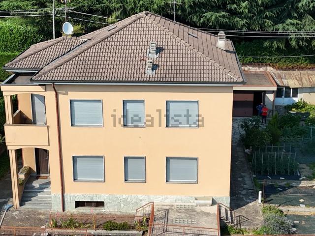 Casa in vendita a Montesiro, Besana In Brianza