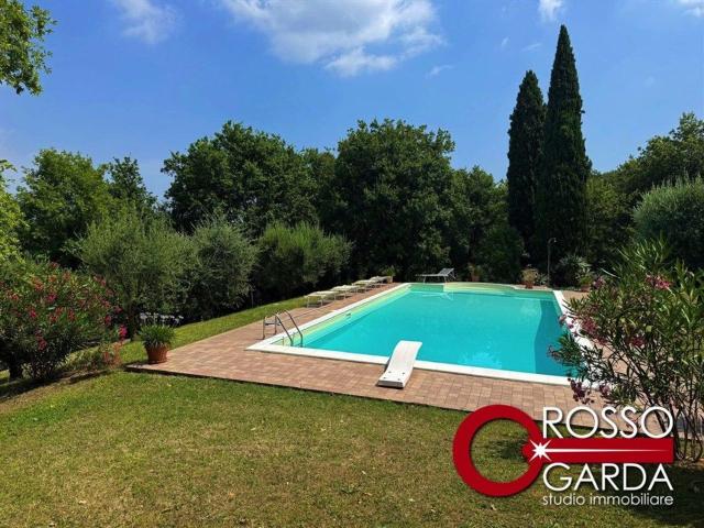 Casa in vendita a Desenzano Del Garda, Lombardia