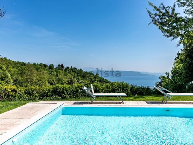 Casa in vendita a Comunità Montana Parco Alto Garda bresciano, Gardone Riviera