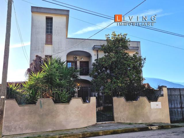 Casa in vendita a Carosino, Taranto