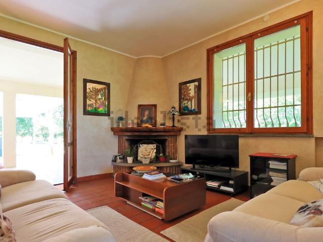 Casa in vendita a Val d’Enza, Re