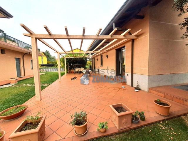 Casa in vendita a Quadro, Cassano Magnago