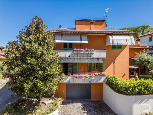 Casa in vendita a Bucine, Toscana