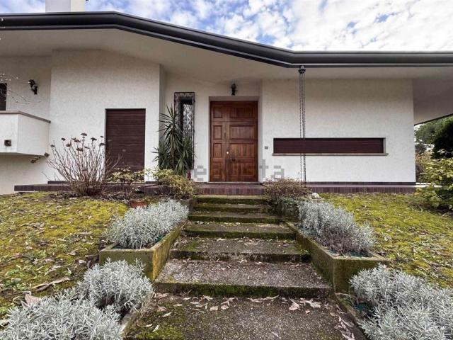 Casa in vendita a Selvazzano Dentro, Veneto