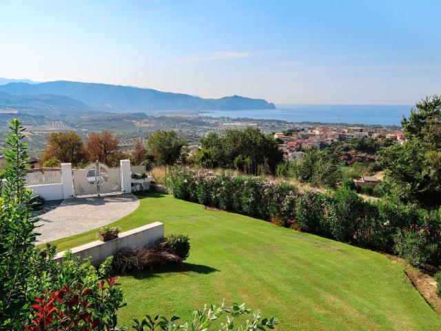 Casa in vendita a Furnari, Sicilia