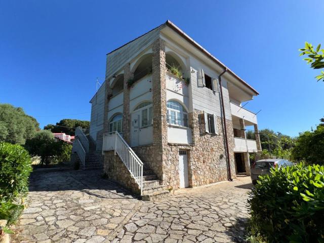 Casa in vendita a Puglia, Taranto