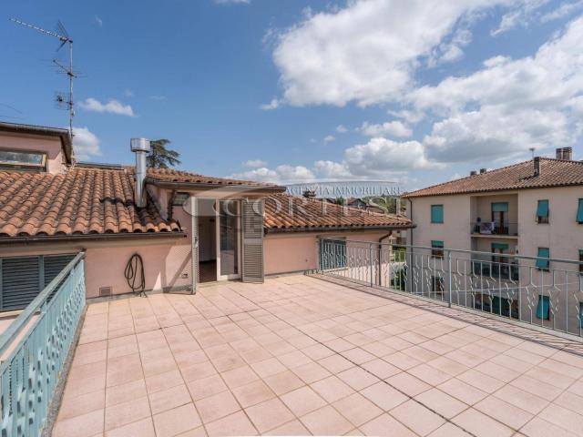 Casa in vendita a San Leo Bastia, Umbria
