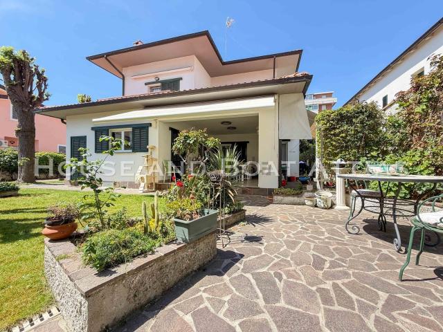 Casa in vendita a Livorno, Toscana