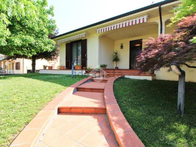 Casa in vendita a Sommo, Lombardia