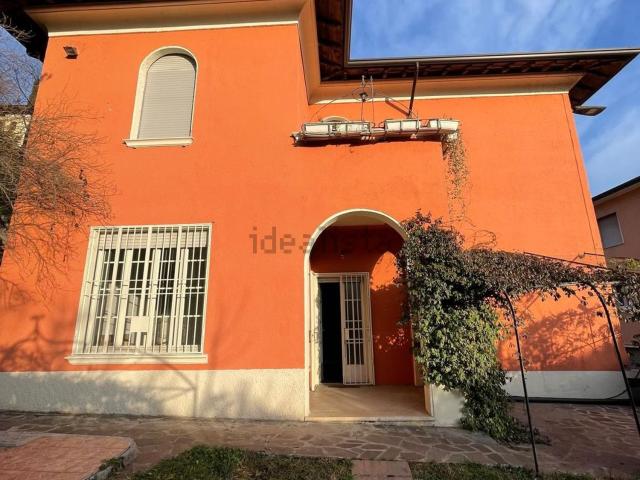 Casa in vendita a Zona Est, Brescia