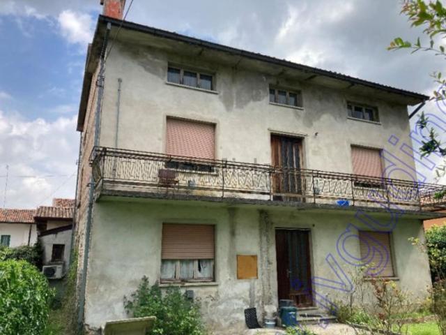 Casa in vendita a Roveredo / Lavorêt, Varmo / Vildivar