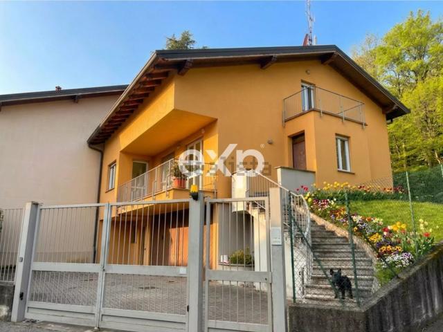 Casa in vendita a Galbiate, Lombardia