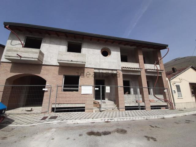 Casa in vendita a Massa D'albe, Abruzzo