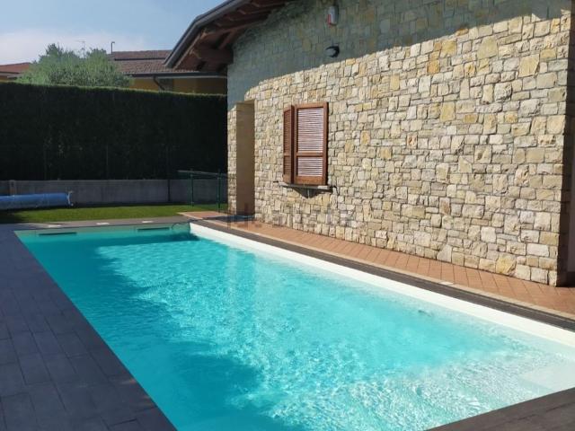 Casa in vendita a Carbonera, Albano Sant'alessandro