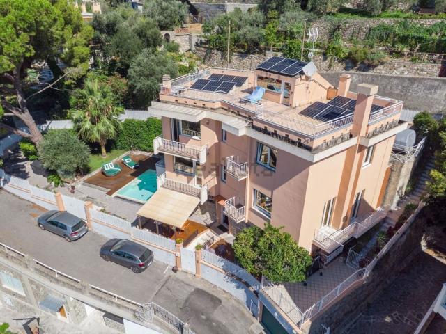 Casa in vendita a Pieve Ligure, Liguria