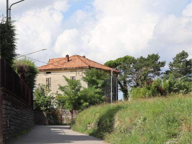 Casa in vendita a San Fermo Della Battaglia, Lombardia