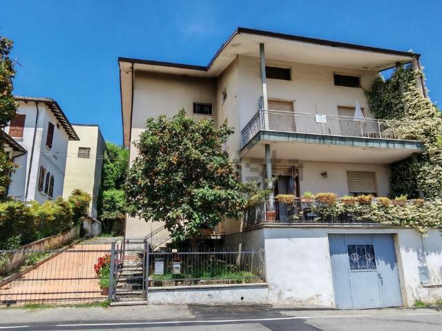 Casa in vendita a Ziano Piacentino, Reggio Emilia