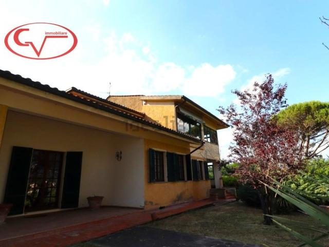 Casa in vendita a Bucine, Toscana