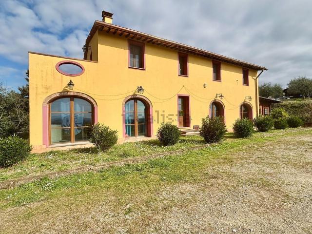 Casa in vendita a Legoli, Toscana