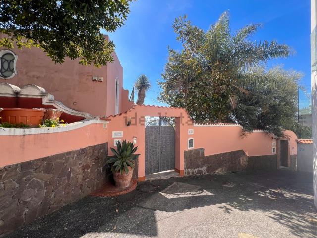 Casa in vendita a Monte Di Procida, Campania