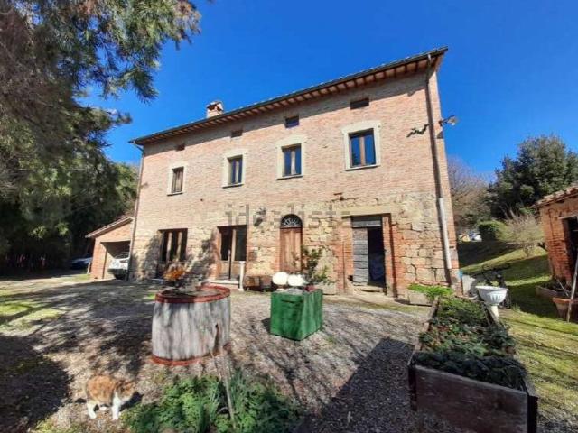 Casa in vendita a Cetona, Toscana