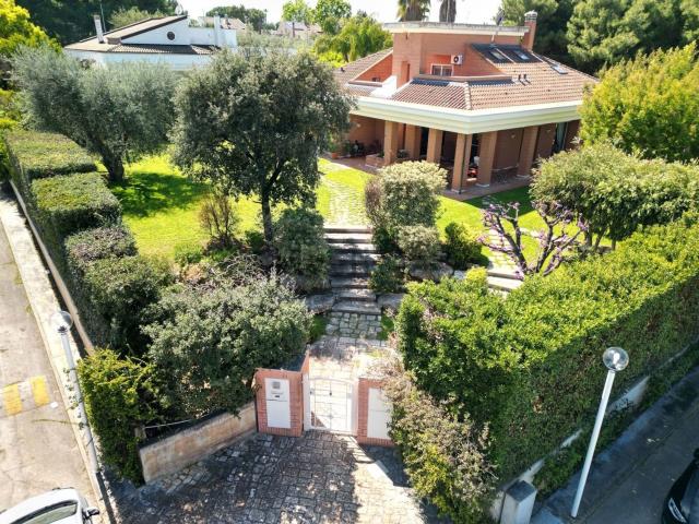 Casa in vendita a Poggio Delle Ginestre, Puglia