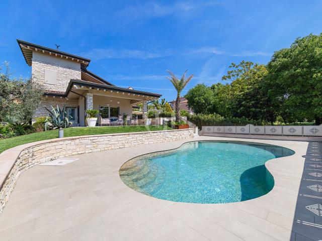 Casa in vendita a Lonato del Garda, Brescia