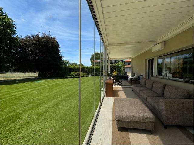 Casa in vendita a Villa, Appiano Gentile