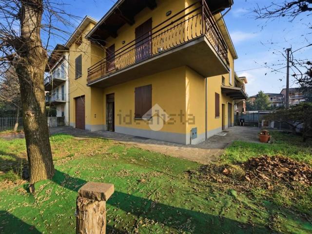 Casa in vendita a Val d’Enza, Re