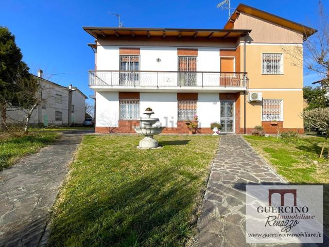 Casa in vendita a Unione Alto Ferrarese, Cento