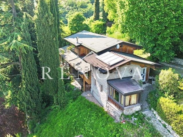 Casa in vendita a Renzon, Caprino Veronese