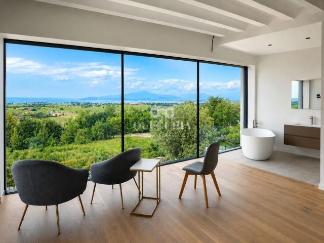 Casa in vendita a Boschetti, Peschiera Del Garda