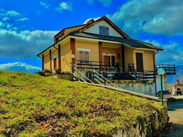 Casa in vendita a Petrella Salto, Lazio