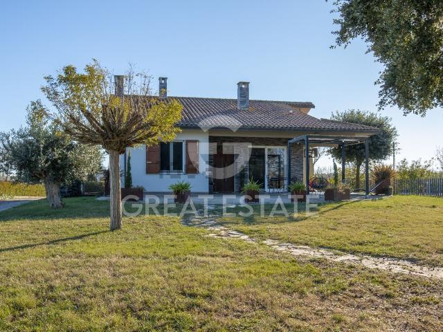 Casa in vendita a Piana, Gioiella