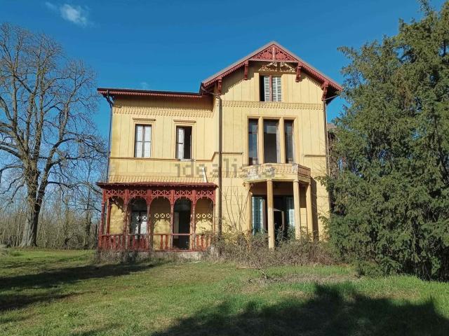 Casa in vendita a Borgonovo Val Tidone, Piacenza