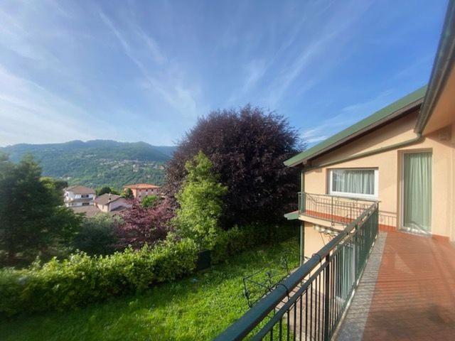 Casa in vendita a Como, Lombardia