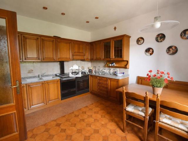 Casa in vendita a Cusignana, Giavera Del Montello