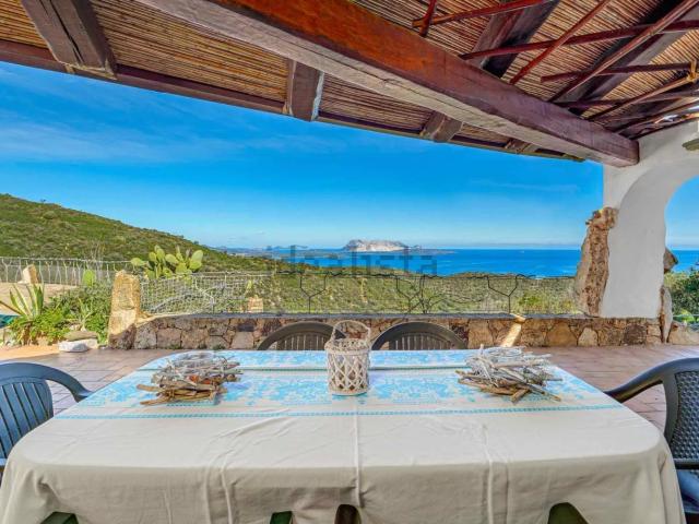 Casa in vendita a Agrustos