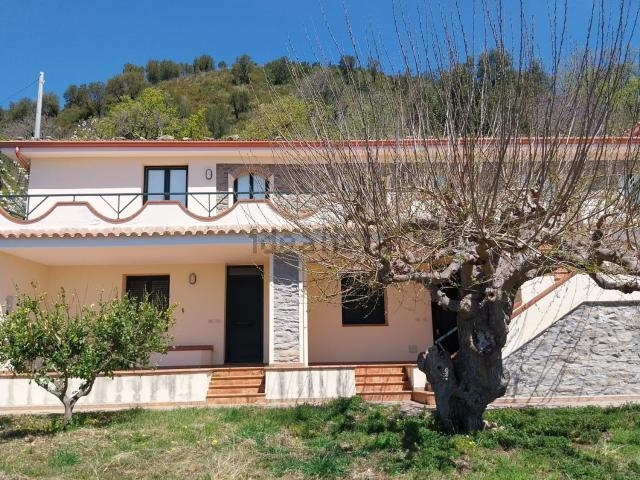 Casa in vendita a Calabria, Cosenza