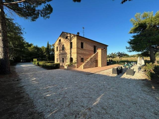 Casa in vendita a Marche, Macerata