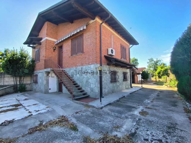 Casa in vendita a Vigevano, Lombardia