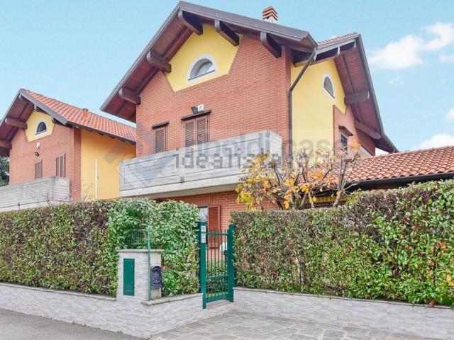 Casa in vendita a Santa Valeria, Seregno