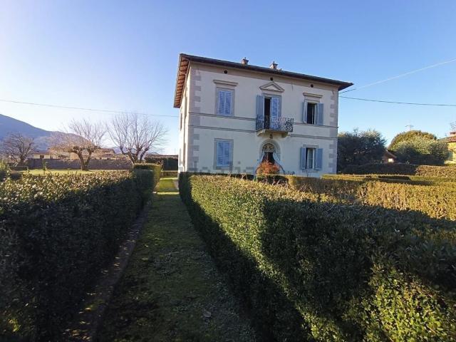 Casa in vendita a Unione dei comuni Media Valle del Serchio, Coreglia Antelminelli