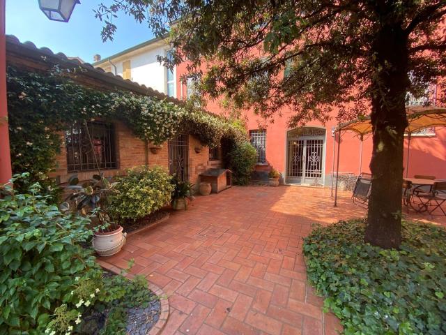 Casa in vendita a Bassa Reggiana, Re