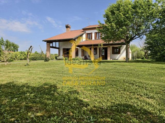 Casa in vendita a Sant'Angelo di Sala, Villanova Di Camposanpiero