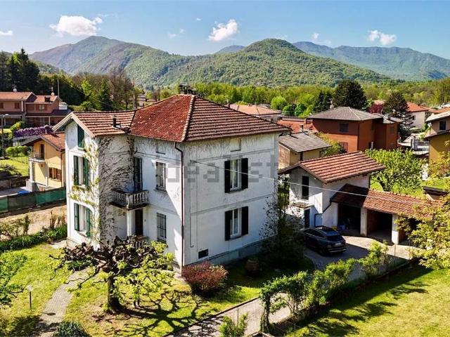 Casa in vendita a Comunità Montana del Piambello, Marchirolo