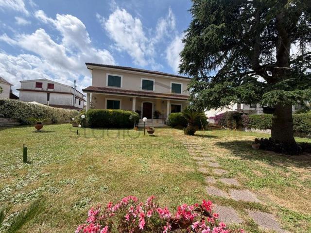 Casa in vendita a Giugliano In Campania, Campania